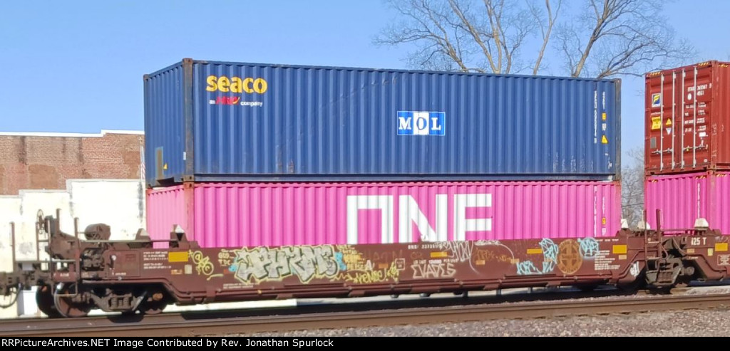 BNSF 237351A and two containers